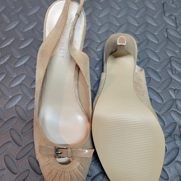 NEW Nine West tan suede high heels size 8 - Picture 2 of 7